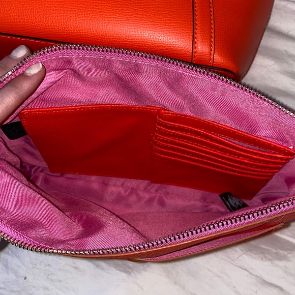 Love & Lore Brand New Handbag - Picture 3 of 4